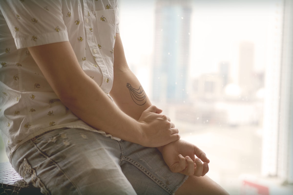 Natural healing guide approach to men's health and joint support